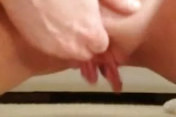 Pornó xexfilmek melles, idősebb nővel.