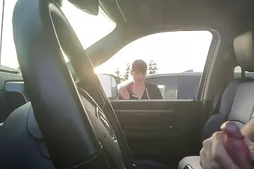 Fiatal srác baszik faszveres videok érett tanárral.